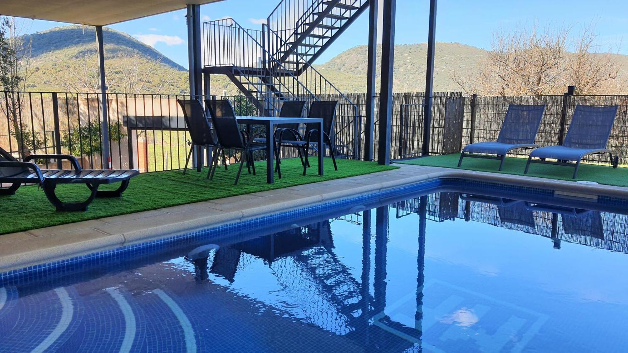 Casa de dos habitaciones con piscina privada en Cabañeros Navas de Estena Exterior foto